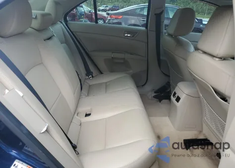 2011 Suzuki Kizashi Sport Sls z USA, uszkodzony, nr VIN JS2RF9A84B6110067